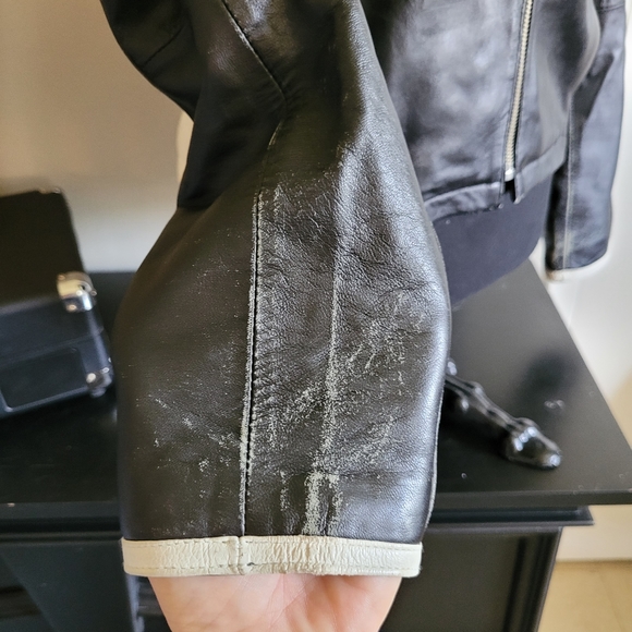Leather Jacket - Picture 5 of 6